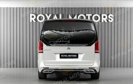 Mercedes-Benz V-Класс, 2022 год, 8 800 000 рублей, 4 фотография