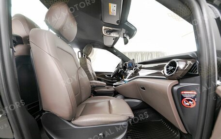 Mercedes-Benz V-Класс, 2022 год, 8 800 000 рублей, 7 фотография