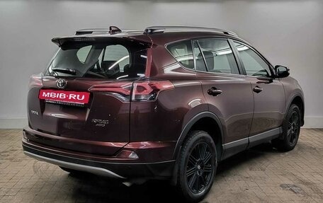 Toyota RAV4, 2017 год, 2 850 000 рублей, 4 фотография