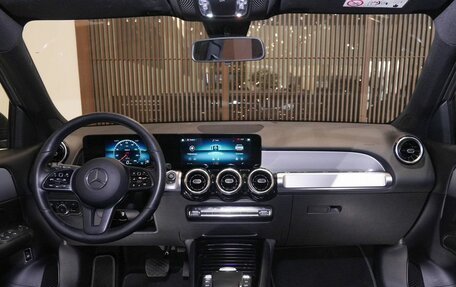 Mercedes-Benz GLB, 2021 год, 3 200 000 рублей, 13 фотография