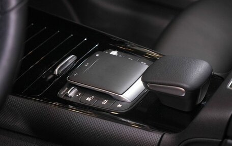 Mercedes-Benz GLB, 2021 год, 3 200 000 рублей, 23 фотография