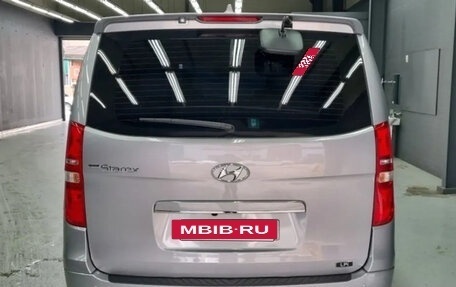 Hyundai Grand Starex Grand Starex I рестайлинг 2, 2021 год, 2 500 013 рублей, 3 фотография