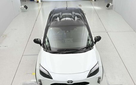 Toyota Yaris Cross, 2022 год, 1 780 520 рублей, 3 фотография