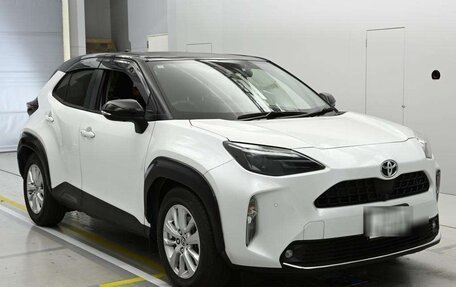 Toyota Yaris Cross, 2022 год, 1 780 520 рублей, 6 фотография