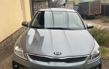 KIA Rio IV, 2018 год, 1 250 000 рублей, 1 фотография