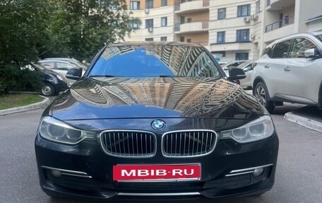 BMW 3 серия, 2011 год, 1 750 000 рублей, 2 фотография