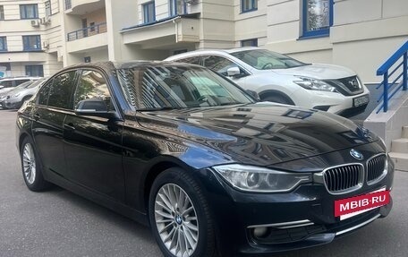 BMW 3 серия, 2011 год, 1 750 000 рублей, 3 фотография