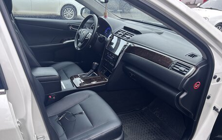 Toyota Camry, 2017 год, 2 500 000 рублей, 10 фотография