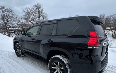 Toyota Land Cruiser Prado 150 рестайлинг 2, 2020 год, 5 300 000 рублей, 4 фотография