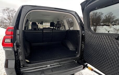 Toyota Land Cruiser Prado 150 рестайлинг 2, 2020 год, 5 300 000 рублей, 10 фотография