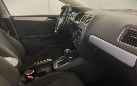 Volkswagen Jetta VI, 2017 год, 1 115 000 рублей, 10 фотография