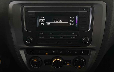 Volkswagen Jetta VI, 2017 год, 1 115 000 рублей, 7 фотография