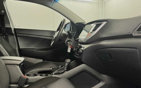 Hyundai Tucson III, 2018 год, 2 140 000 рублей, 12 фотография