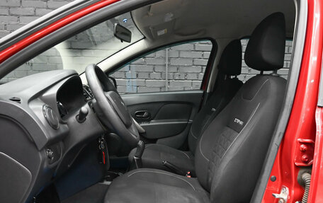 Renault Sandero II рестайлинг, 2017 год, 1 050 000 рублей, 17 фотография