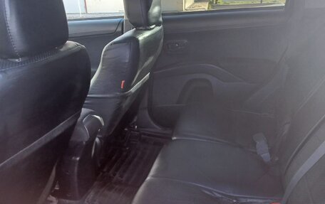 Mitsubishi Outlander III рестайлинг 3, 2012 год, 1 200 000 рублей, 8 фотография