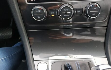 Volkswagen Golf VII, 2019 год, 1 970 000 рублей, 8 фотография