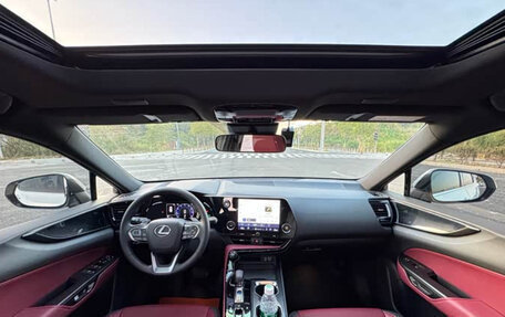 Lexus NX, 2022 год, 3 650 000 рублей, 6 фотография