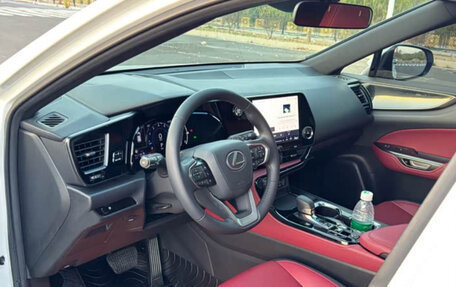 Lexus NX, 2022 год, 3 650 000 рублей, 5 фотография