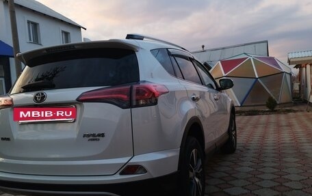 Toyota RAV4, 2017 год, 2 850 000 рублей, 19 фотография