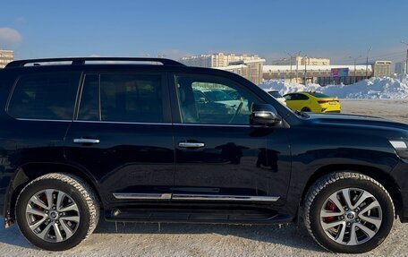 Toyota Land Cruiser 200, 2020 год, 9 000 000 рублей, 8 фотография