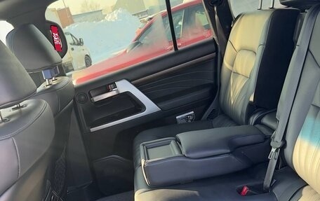 Toyota Land Cruiser 200, 2020 год, 9 000 000 рублей, 19 фотография