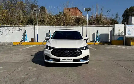 Ford Escort, 2022 год, 1 100 001 рублей, 2 фотография