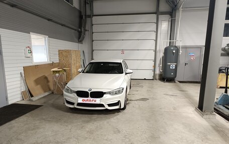 BMW 3 серия, 2017 год, 1 980 000 рублей, 2 фотография