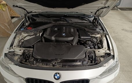 BMW 3 серия, 2017 год, 1 980 000 рублей, 3 фотография