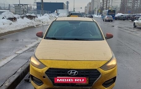 Hyundai Solaris II рестайлинг, 2018 год, 490 000 рублей, 2 фотография