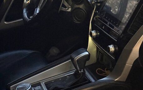 Mitsubishi Pajero Sport III рестайлинг, 2021 год, 4 150 000 рублей, 6 фотография