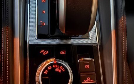 Mitsubishi Pajero Sport III рестайлинг, 2021 год, 4 150 000 рублей, 7 фотография