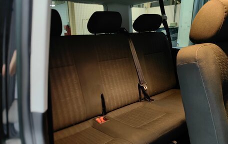 Volkswagen Caravelle T6 рестайлинг, 2018 год, 2 999 000 рублей, 9 фотография