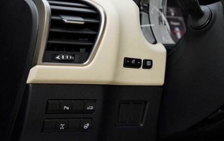 Lexus NX I, 2016 год, 2 145 000 рублей, 10 фотография