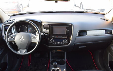 Mitsubishi Outlander III рестайлинг 3, 2012 год, 1 137 000 рублей, 14 фотография