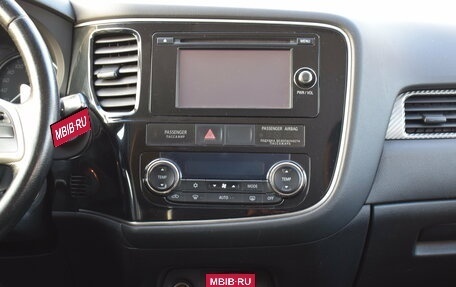 Mitsubishi Outlander III рестайлинг 3, 2012 год, 1 137 000 рублей, 15 фотография