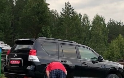 Toyota Land Cruiser Prado 150 рестайлинг 2, 2013 год, 3 000 000 рублей, 1 фотография