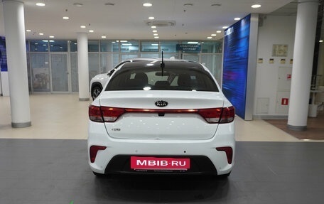 KIA Rio IV, 2018 год, 1 399 000 рублей, 5 фотография