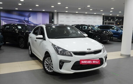 KIA Rio IV, 2018 год, 1 399 000 рублей, 3 фотография
