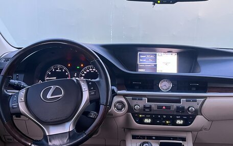 Lexus ES VII, 2014 год, 2 350 000 рублей, 16 фотография