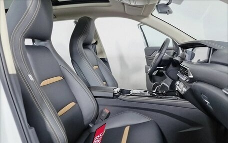 FAW Bestune T77, 2024 год, 1 864 000 рублей, 14 фотография