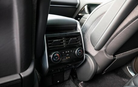 Land Rover Range Rover IV рестайлинг, 2025 год, 30 490 000 рублей, 12 фотография