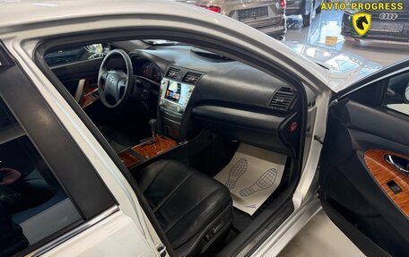 Toyota Camry, 2007 год, 915 000 рублей, 10 фотография