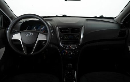 Hyundai Solaris II рестайлинг, 2014 год, 671 000 рублей, 7 фотография