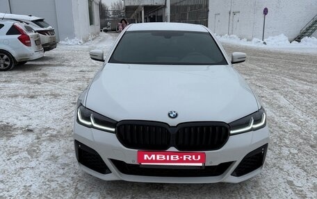 BMW 5 серия, 2018 год, 3 450 000 рублей, 2 фотография