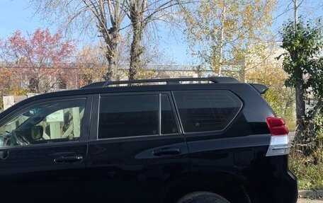 Toyota Land Cruiser Prado 150 рестайлинг 2, 2013 год, 3 000 000 рублей, 2 фотография