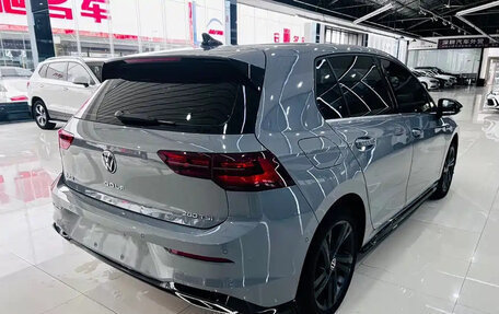 Volkswagen Golf VIII, 2023 год, 1 999 911 рублей, 3 фотография