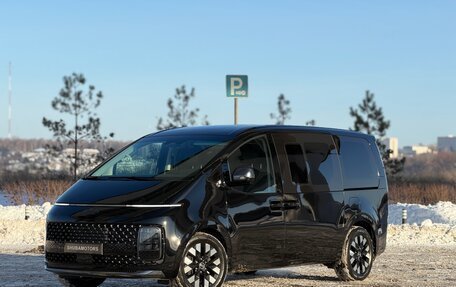 Hyundai Staria, 2024 год, 7 300 000 рублей, 1 фотография