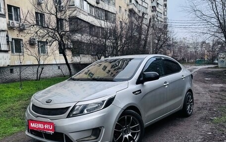 KIA Rio III рестайлинг, 2015 год, 830 000 рублей, 1 фотография