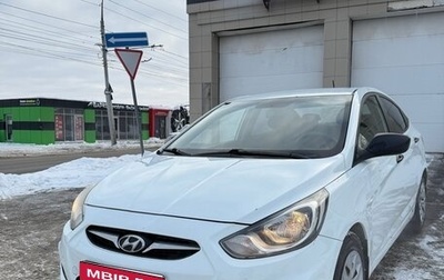 Hyundai Solaris II рестайлинг, 2012 год, 600 000 рублей, 1 фотография