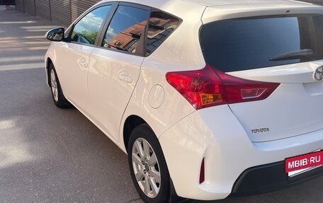 Toyota Auris II, 2014 год, 1 450 000 рублей, 4 фотография